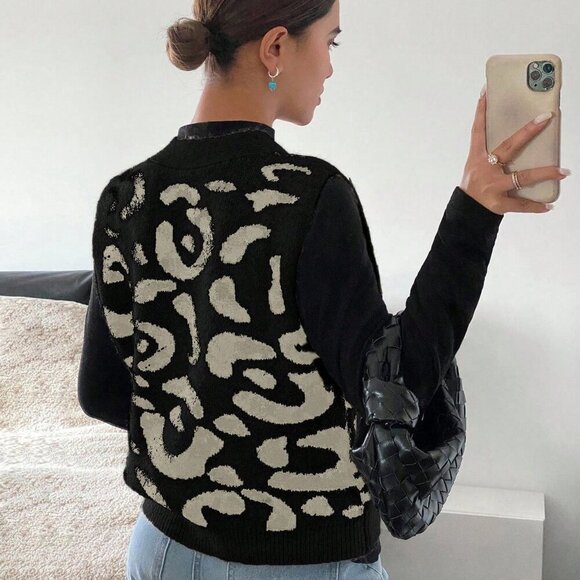 Multicolor Casual Women's Single Breasted V-Neck Leopard Print Knit sweater Vest - Picture 2 of 6